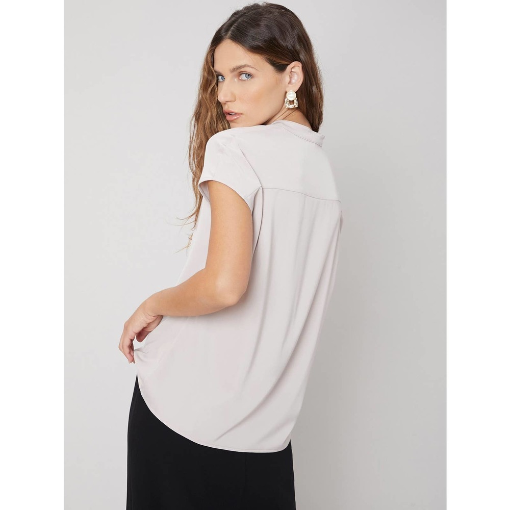 Short sleeve v neck STRAIGHT BATWING SLEEVE TOP light gray - Picture 2 of 11
